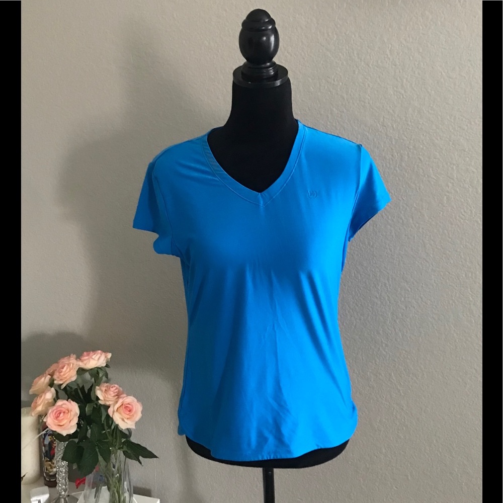 Wilson Women Blue Athletic T-Shirt Short Sleeves M